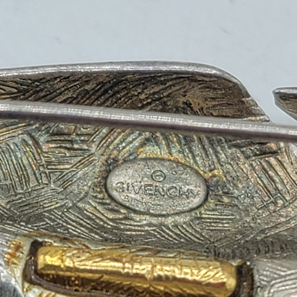 Givenchy Two Tone Leaf Brooch Silver Gold Sculptural Signed Vintage - Picture 8 of 9